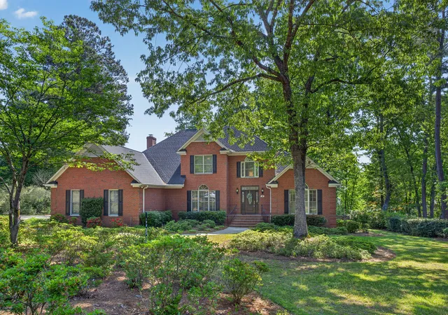 Photo 1 of Single family home for sale at 4 Water Oak Ct, Aiken, SC 29803 | MLS# 98256638 | Listing updated on 2026-08-18