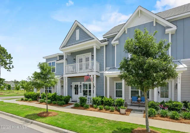 Photo 3 of Townhouse for sale at 920 Fresnel Run, Wilmington, NC 28412 | MLS# 100576066 | Listing updated on 2026-08-18