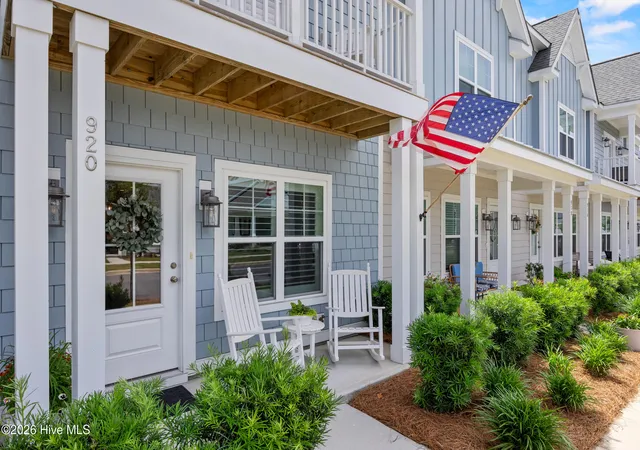 Photo 3 of Townhouse for sale at 920 Fresnel Run, Wilmington, NC 28412 | MLS# 100576066 | Listing updated on 2026-08-18
