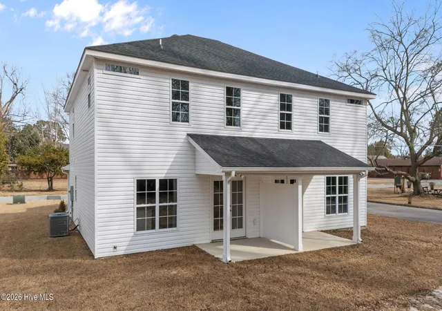 Photo 3 of Townhouse for sale at 4365 W Pine St #B, Farmville, NC 27828 | MLS# 100552353 | Listing updated on 2026-08-18
