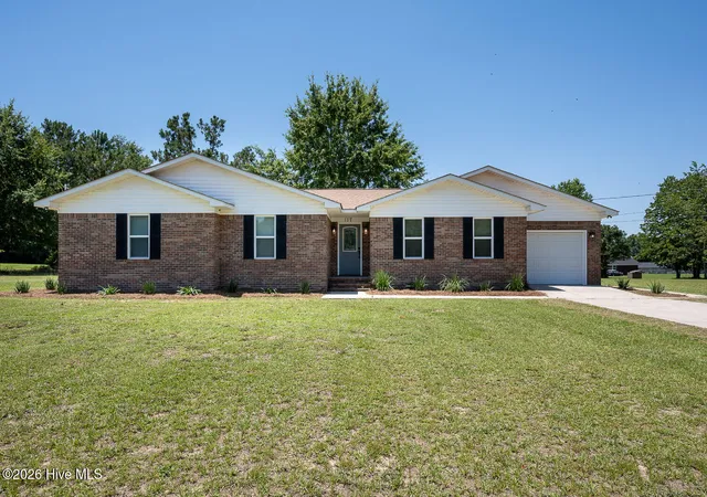 Homes for sale in Waynesboro, GA | 117 Zack St, Waynesboro, GA 30830 | MLS# 100579781