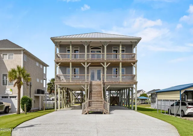 Homes for sale in Surf City, NC | 9091 W 9th St, Surf City, NC 28445 | MLS# 100583866