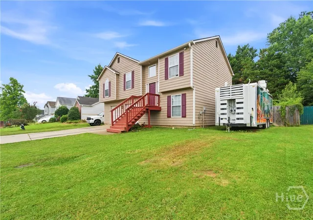 Photo 2 of Single family home for sale at 7106 Oakwood Cir, Rex, GA 30273 | MLS# CL360407 | Listing updated on 2026-07-16