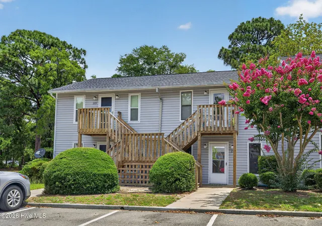 Homes for sale in Wilmington, NC | 2521 Flint Dr, Wilmington, NC 28401 | MLS# 100585091