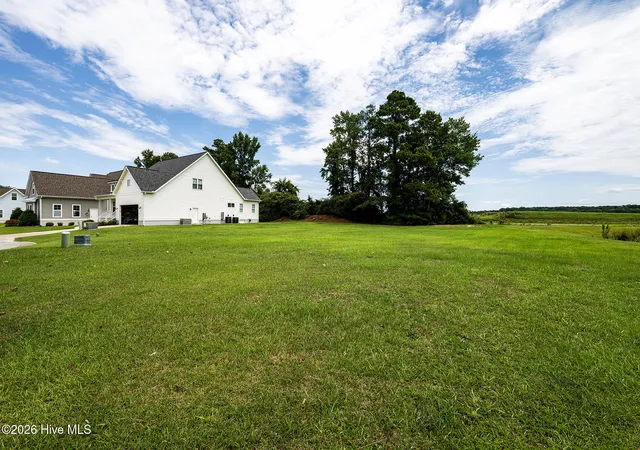 Photo 1 of Land for sale at 218 Shoreview Dr, New Bern, NC 28562 | MLS# 100589700 | Listing updated on 2026-07-17