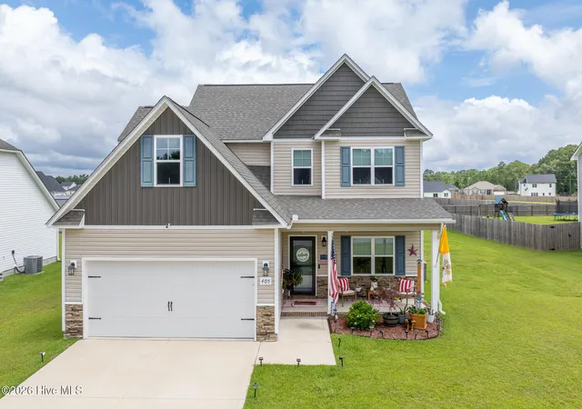 Homes for sale in Hubert, NC | 405 Silverstone Pl, Hubert, NC 28539 | MLS# 100585479