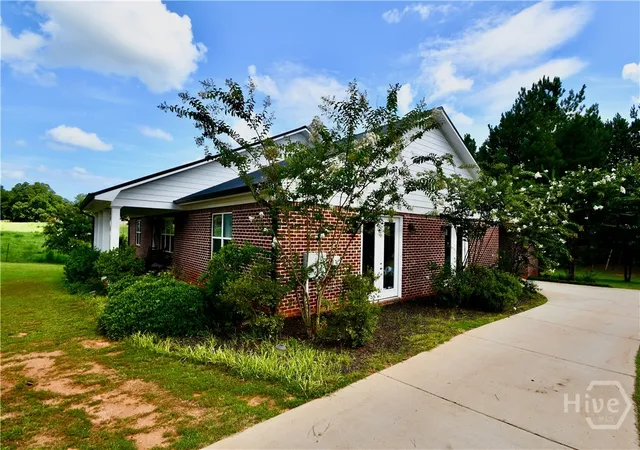 Photo 2 of Single family home for sale at 2210 Flt Rock Rd, Watkinsville, GA 30677 | MLS# CL361090 | Listing updated on 2026-08-29