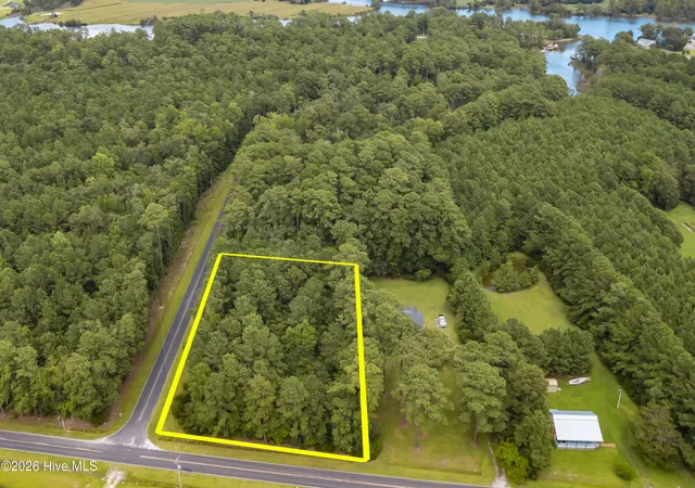Photo 3 of Land for sale at 00 Teachs Cvs Rd Ne, New Bern, NC 28560 | MLS# 100595281 | Listing updated on 2026-08-18