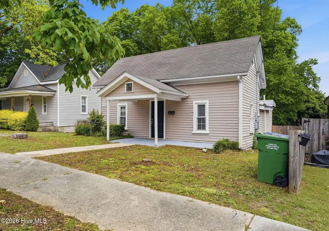 Homes for sale in Benson, NC | 204 W Hill St, Benson, NC 27504 | MLS# 100571222