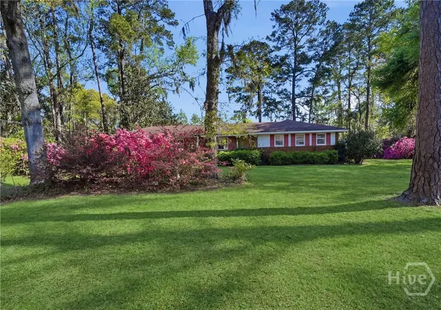 Homes for sale in Hinesville, GA | 424 Timberlane Cir, Hinesville, GA 31313 | MLS# SA351975