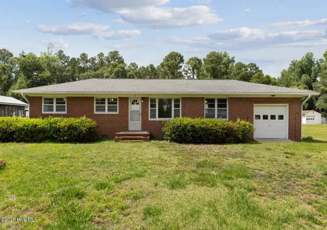 Homes for sale in Castle Hayne, NC | 1417 Fork Dr, Castle Hayne, NC 28429 | MLS# 100572769