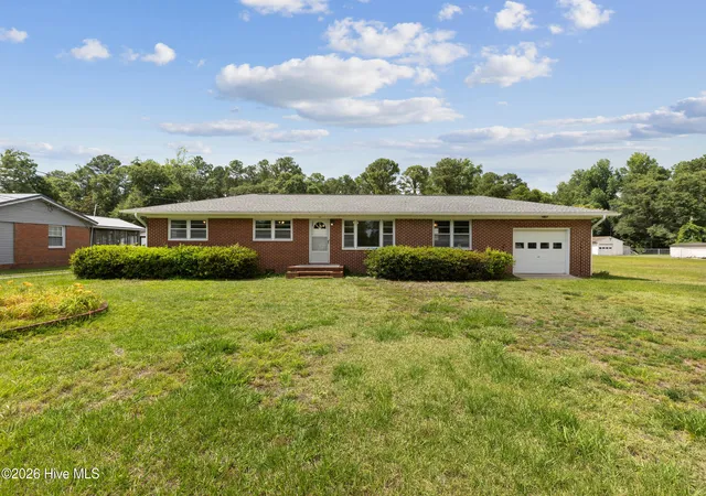 Homes for sale in Castle Hayne, NC | 1417 Fork Dr, Castle Hayne, NC 28429 | MLS# 100572769