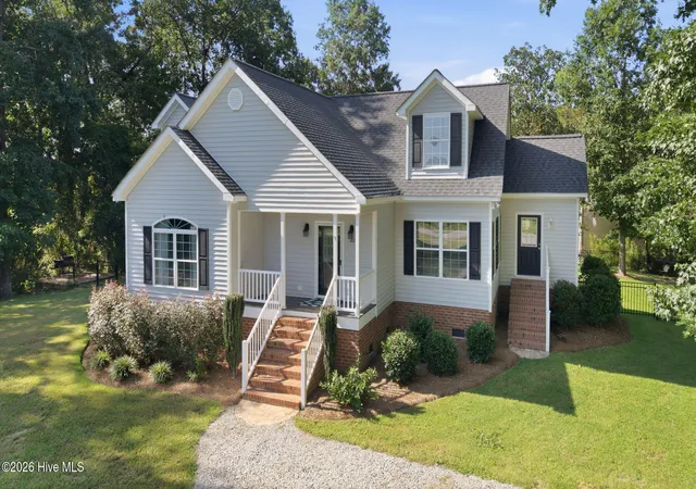 Photo 3 of Single family home for sale at 703 Tankard Dr, Bath, NC 27808 | MLS# 100594581 | Listing updated on 2026-09-13