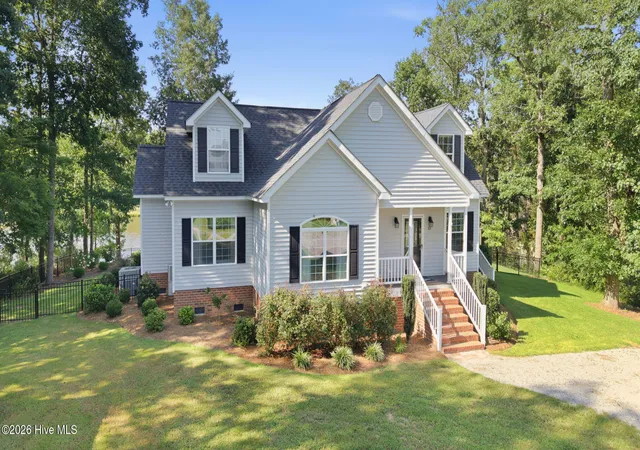 Photo 4 of Single family home for sale at 703 Tankard Dr, Bath, NC 27808 | MLS# 100594581 | Listing updated on 2026-09-23