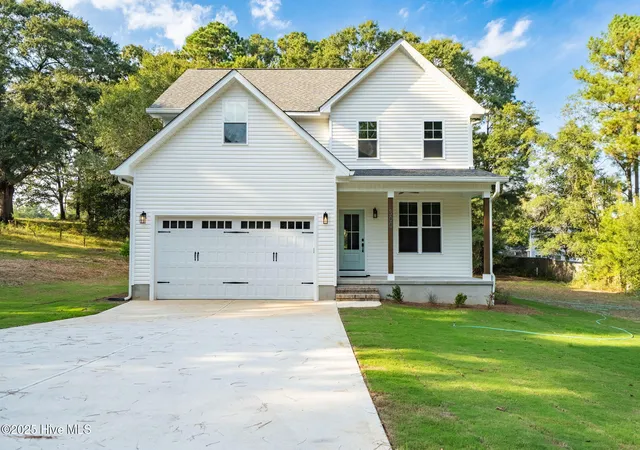 Photo 1 of Single family home for sale at 205 Cameron Ave, Vass, NC 28394 | MLS# 100592429 | Listing updated on 2026-08-18