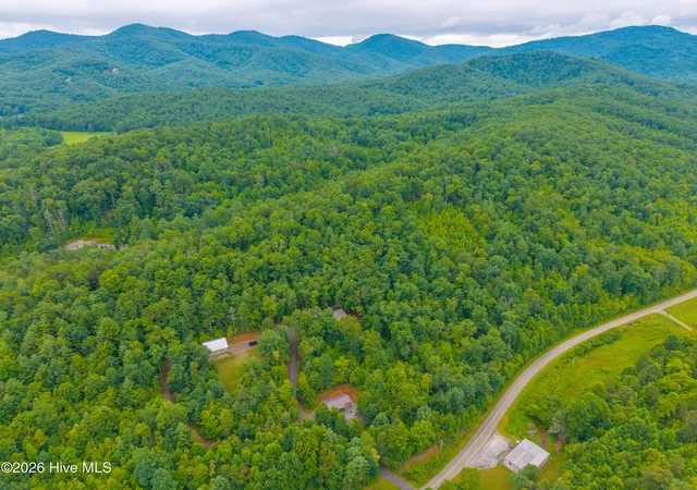 Photo 18 of Single family home for sale at 40 Refuge Ridge Rd, Murphy, NC 28906 | MLS# 100590358 | Listing updated on 2026-08-18