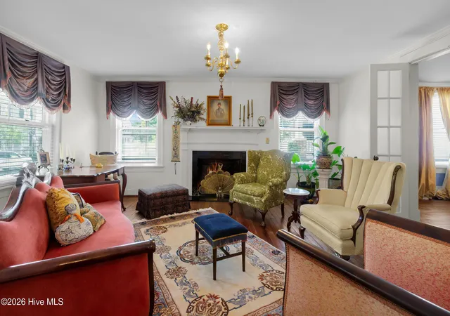 2nd image of 208 Johnson St, New Bern, NC 28560 | MLS# 100569485