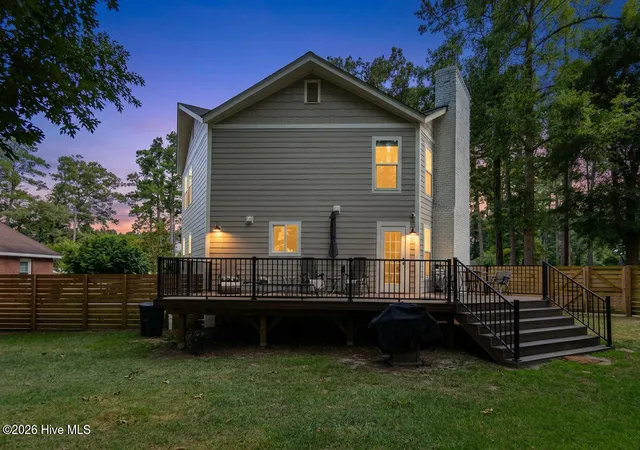 Photo 1 of Single family home for sale at 4704 Trent Woods Dr, Trent Woods, NC 28562 | MLS# 100581711 | Listing updated on 2026-08-18