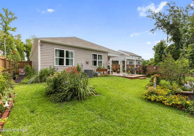 Photo 29 of Single family home for sale at 327 Windy Woods Way #35, Wilmington, NC 28401 | MLS# 100594034 | Listing updated on 2026-09-30