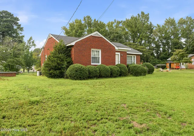 Photo 2 of Single family home for sale at 1115 Richmond Rd, Rockingham, NC 28379 | MLS# 100592586 | Listing updated on 2026-09-13