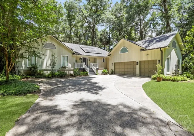 Photo 2 of Single family home for sale at 191 Passaic Ln, Richmond Hill, GA 31324 | MLS# SA321343 | Listing updated on 2026-10-17