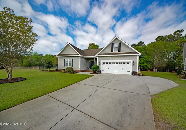 5th image of 304 Angelfish Ct, Newport, NC 28570 | MLS# 100568661