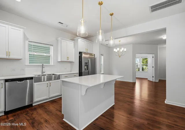 Photo 4 of Single family home for sale at 432 Bent Willow Dr, Clayton, NC 27527 | MLS# 100587206 | Listing updated on 2026-09-23