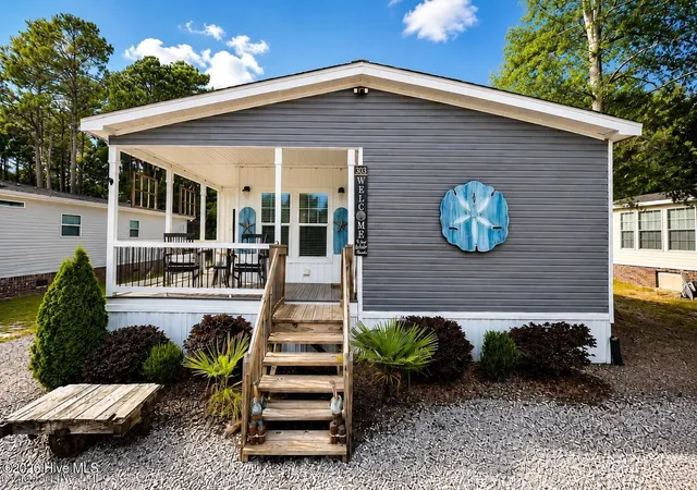 Manufactured home for sale at 303 Live Oak Dr, Sunset Beach, NC 28468 | MLS# 100592220