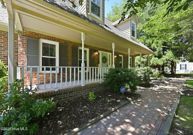 Photo 3 of Single family home for sale at 444 E Creekview Dr, Hampstead, NC 28443 | MLS# 100570144 | Listing updated on 2026-08-30