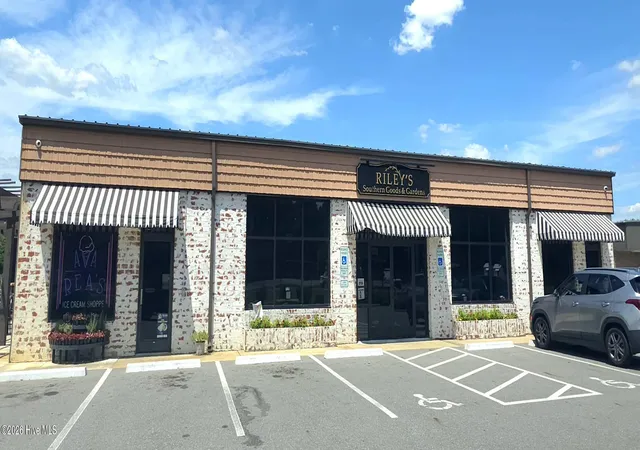 Homes for sale in La Grange, NC | 504 S Carey St #60, La Grange, NC 27551 | MLS# 100586906