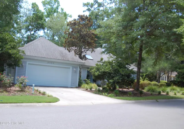 Photo 3 of Single family home for sale at 4956 Dory Ct, North Myrtle Beach, SC 29582 | MLS# 100522363 | Listing updated on 2026-08-18