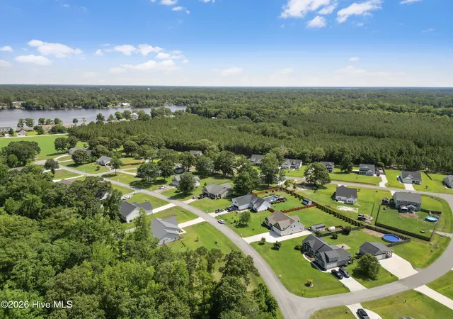 Homes for sale in New Bern, NC | 130 Tupelo Trl, New Bern, NC 28562 | MLS# 100587621