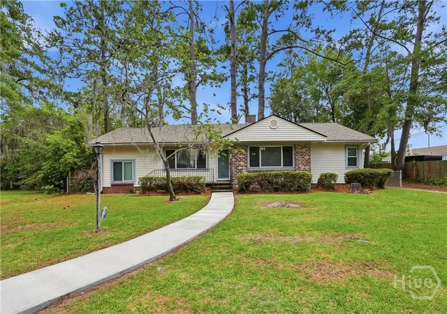 Photo 1 of Single family home for sale at 6 Linden Dr, Savannah, GA 31405 | MLS# SA358946 | Listing updated on 2026-07-31
