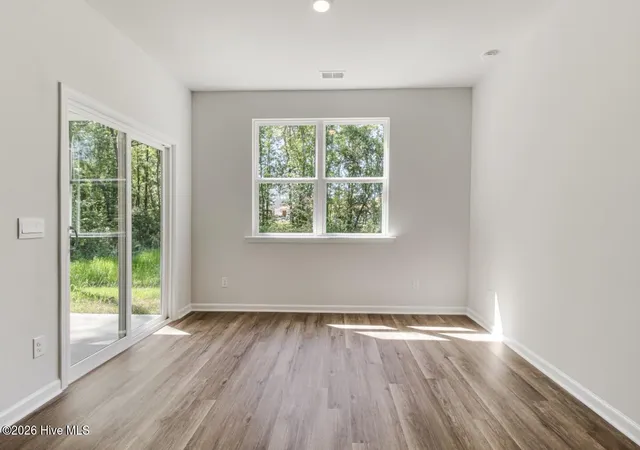 Photo 5 of Single family home for sale at 608 Forecastle Ln #52, Jacksonville, NC 28546 | MLS# 100556795 | Listing updated on 2026-08-30