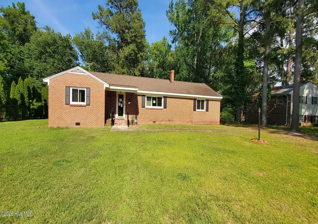 1st image of 505 Lakeview Dr, Murfreesboro, NC 27855 | MLS# 100578617