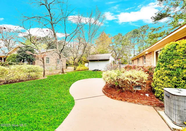Photo 3 of Single family home for sale at 108 Wilkshire Dr, Greenville, NC 27858 | MLS# 100542620 | Listing updated on 2026-08-28