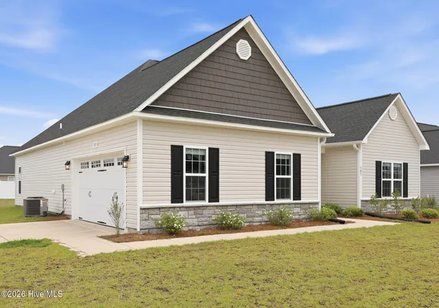 Homes for sale in Jacksonville, NC | 103 Jackson Hts, Jacksonville, NC 28546 | MLS# 100573609