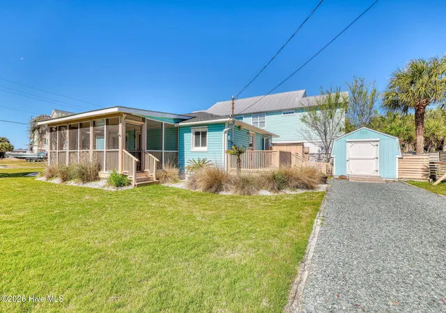 Photo 2 of Single family home for sale at 101 Delaware Ave, Carolina Beach, NC 28428 | MLS# 100566548 | Listing updated on 2026-09-14
