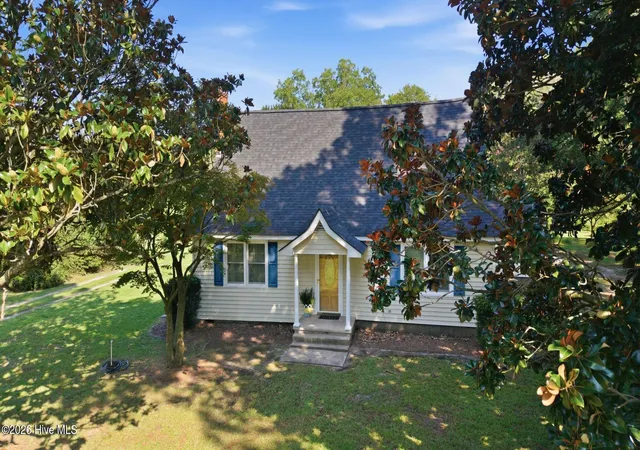 Single family home for sale at 846 Nobles Mill Rd, Deep Run, NC 28525 | MLS# 100600056 | Listing updated on 2026-09-01