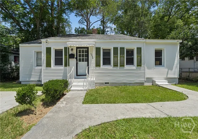Photo 1 of Single family home for sale at 1224 E 53rd Street, Savannah, GA 31404 | MLS# SA361509 | Listing updated on 2026-07-29