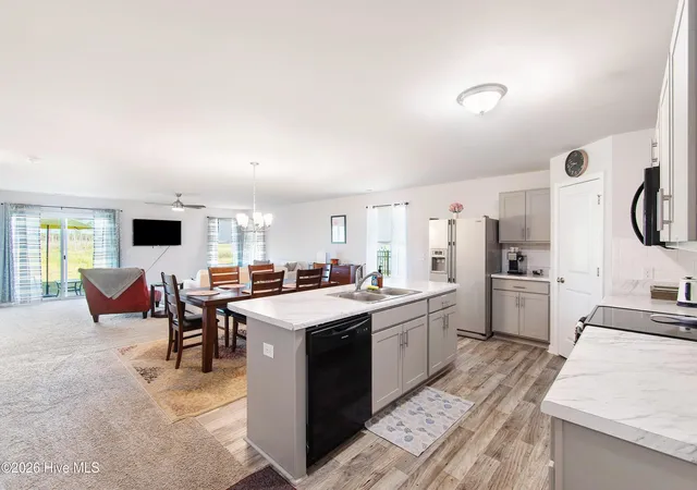 Photo 3 of Single family home for sale at 4928 Abbington Oaks Way SE, Southport, NC 28461 | MLS# 100578937 | Listing updated on 2026-08-26