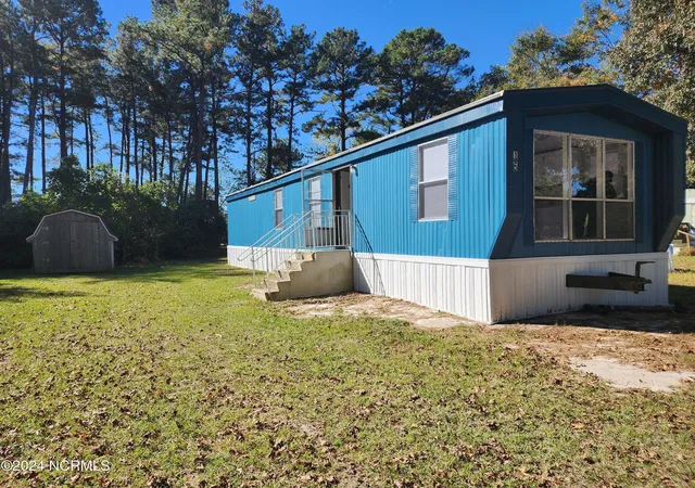 Photo 1 of Manufactured home for sale at 15 Marlette St, Hubert, NC 28539 | MLS# 100596738 | Listing updated on 2026-08-18