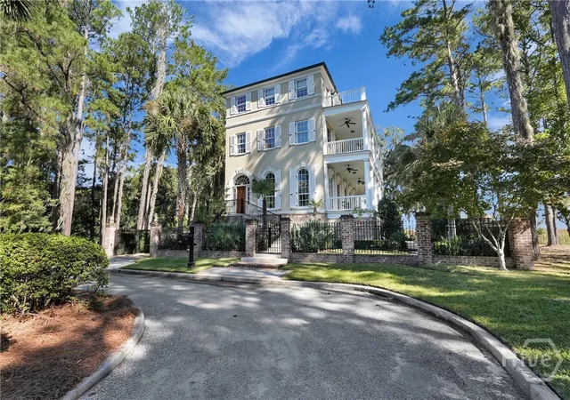 3rd image of 601 Mcallister Lndg, Richmond Hill, GA 31324 | MLS# SA346401