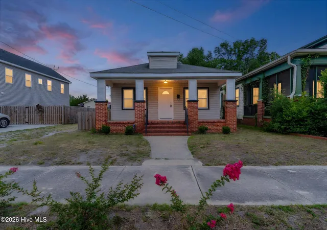Photo 3 of Single family home for sale at 1109 S 9th Street, Wilmington, NC 28401 | MLS# 100582841 | Listing updated on 2026-08-18