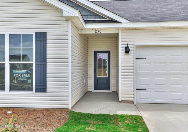 Photo 3 of Single family home for sale at 850 Brewer Dr, Aiken, SC 29803 | MLS# 98256585 | Listing updated on 2026-09-11