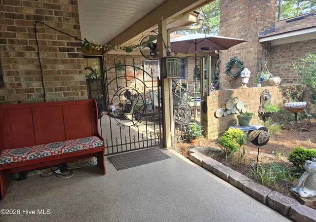 Photo 4 of Townhouse for sale at 642 Redwood Dr, Southern Pines, NC 28387 | MLS# 100550221 | Listing updated on 2026-08-18