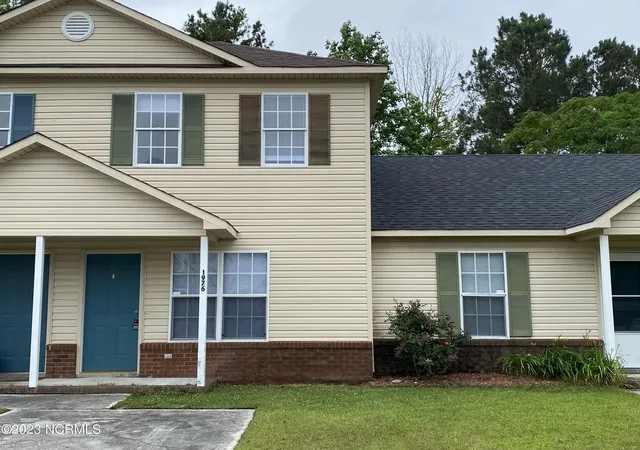 Photo 2 of Townhouse for sale at 1976 W Brandymill Ln, Jacksonville, NC 28546 | MLS# 100596923 | Listing updated on 2026-08-18