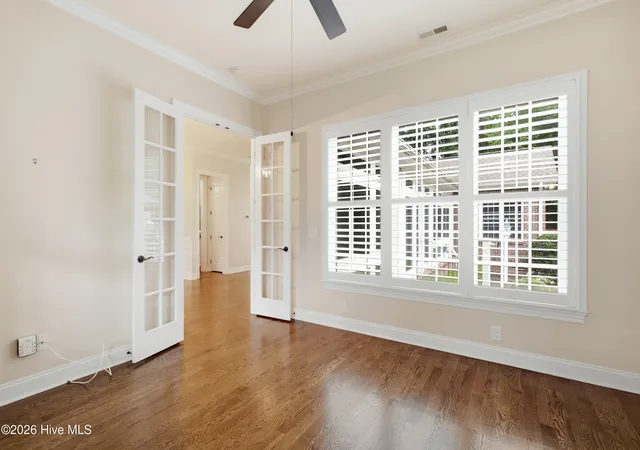 Photo 4 of Single family home for sale at 1105 Congressional Ln, Wilmington, NC 28411 | MLS# 100591885 | Listing updated on 2026-09-18