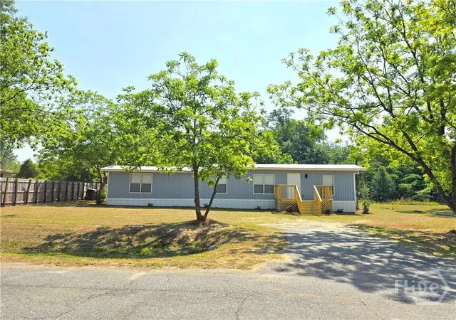 Homes for sale in Metter, GA | 956 Donaldson St, Metter, GA 30439 | MLS# SA354513