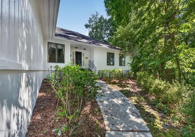 3rd image of 5 Burden Cir, Aiken, SC 29803 | MLS# 100585967